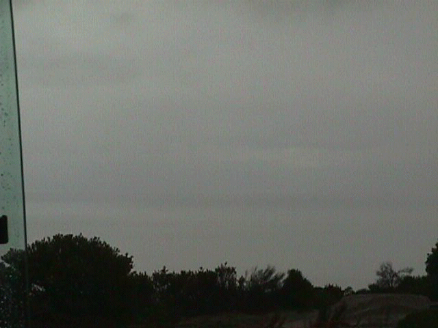 silhouette.jpg (25739 bytes)